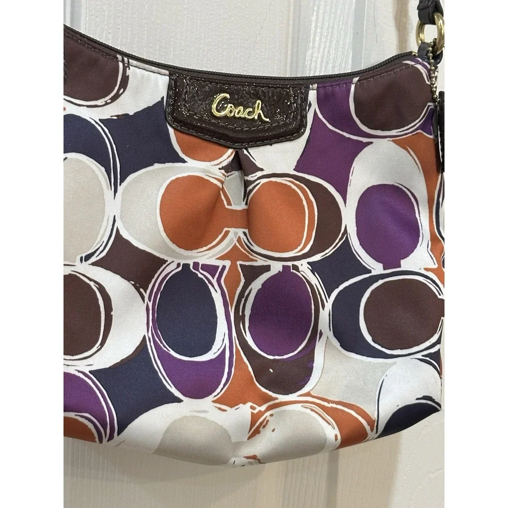 Coach Brown Leather Swingpack Ashley Scarf Signature Purse‎ - Picture 11 of 11